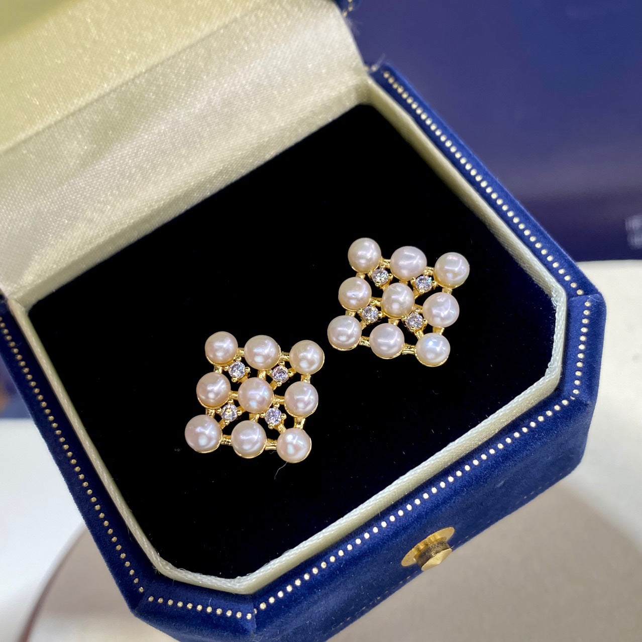 Fashion Light Luxury Multiple Beads Natural Freshwater Small Pearl Ear Studs