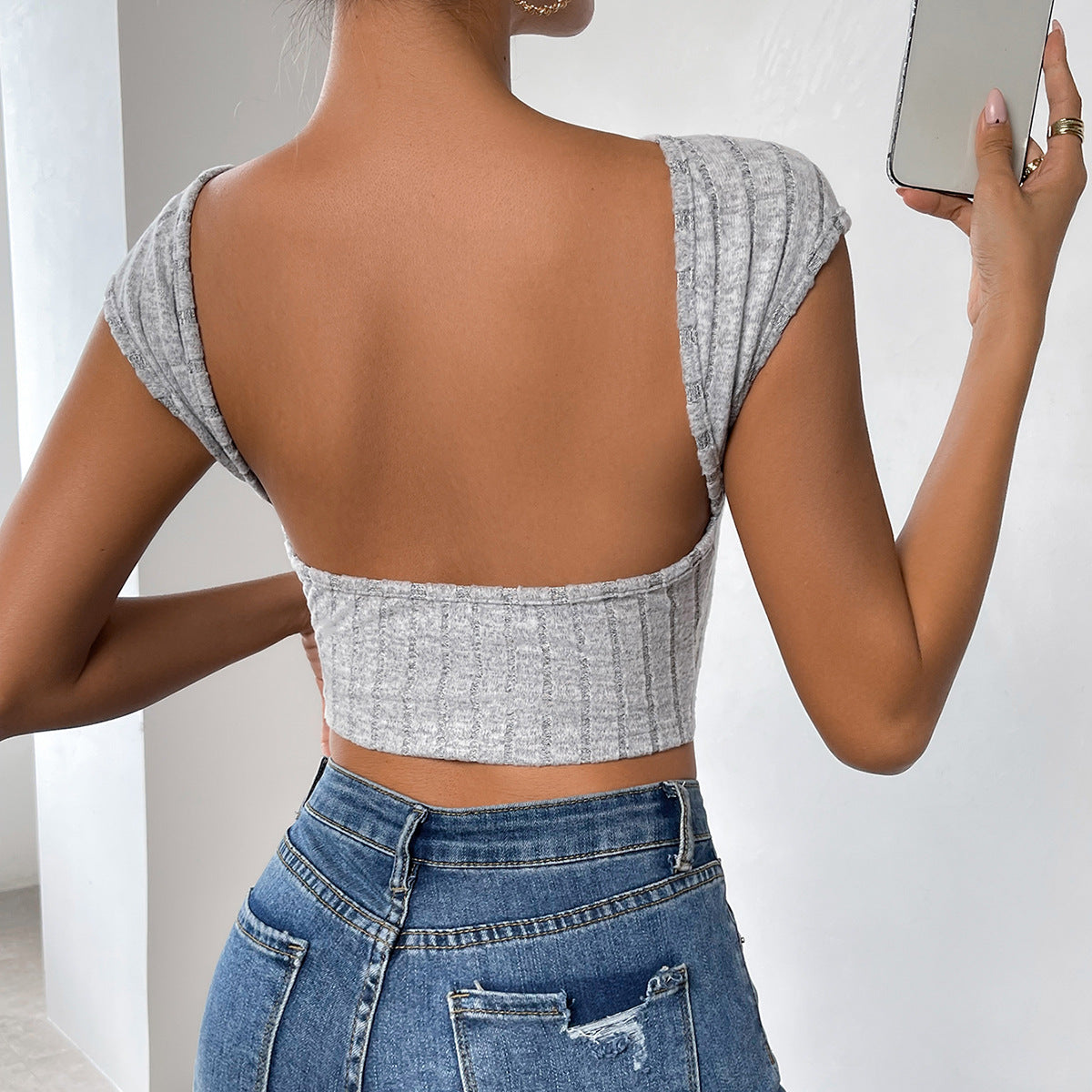 Fashion Backless Short Knitted Crop Top