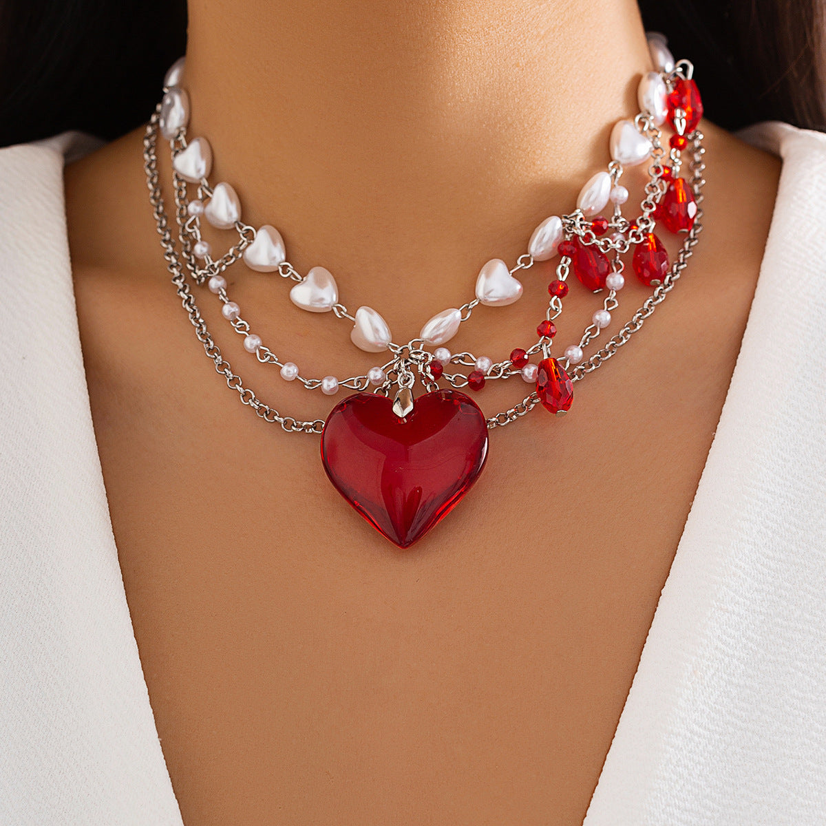 Fashion Beaded Butterfly Wind Dopamine Necklace