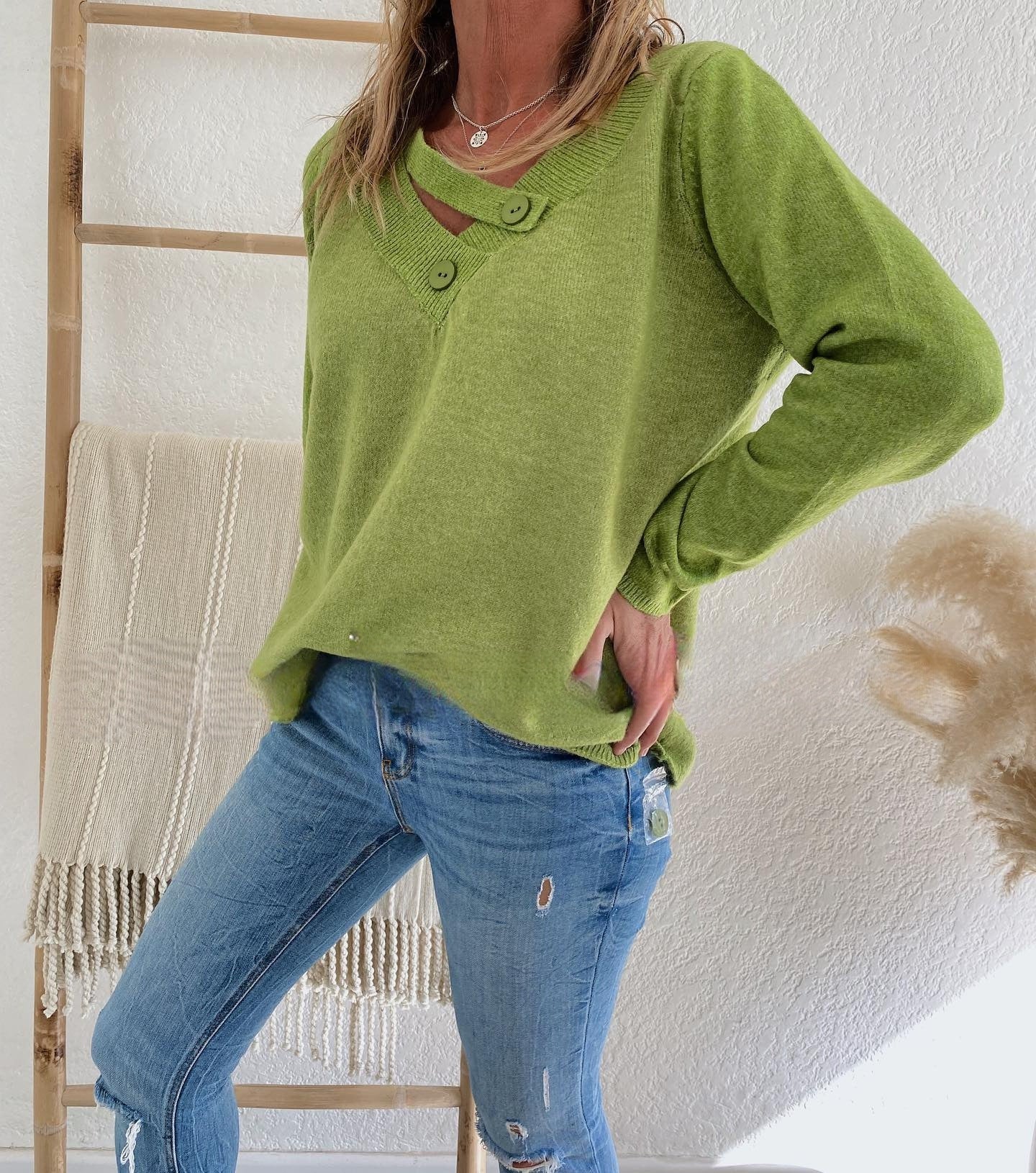 Fashion V-Neck Decorative Diagonal Buckle Sweater