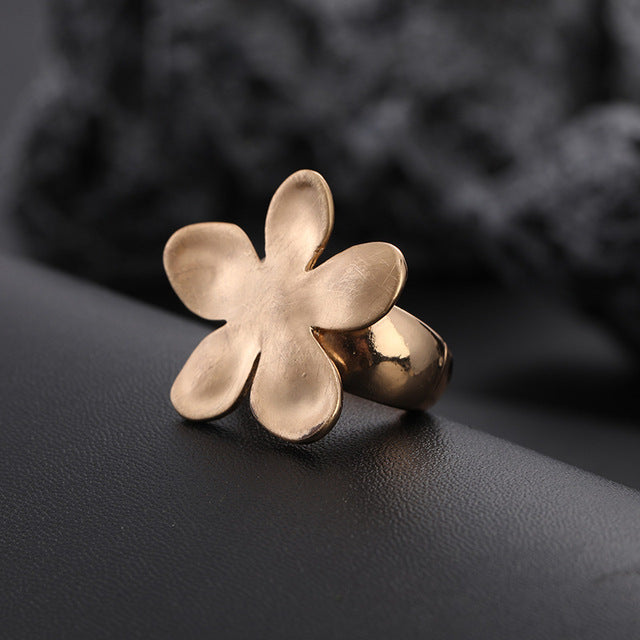 Fashion Irregular Thick Gold And Silver Color Ring