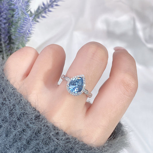 Lyra Teardrop Sterling Silver Ring