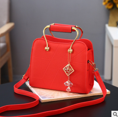 Fashion shoulder diagonal package handbag