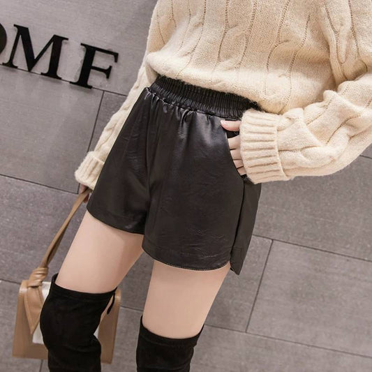 Fashion  leather shorts