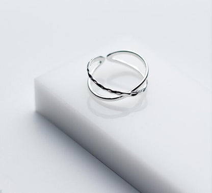 Fashion Silver Simple Double-Layer Cross Line Ring