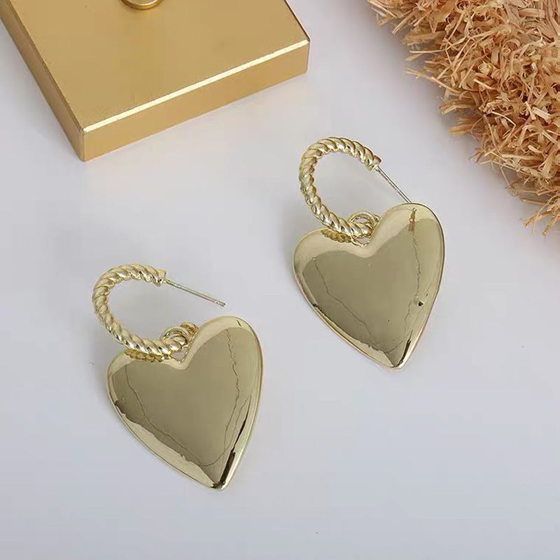 Fashion Metallic Love Heart Earrings