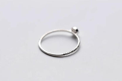 Fashion Single Diamond Twist S925 Silver Ring