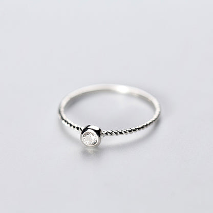 Fashion Single Diamond Twist S925 Silver Ring