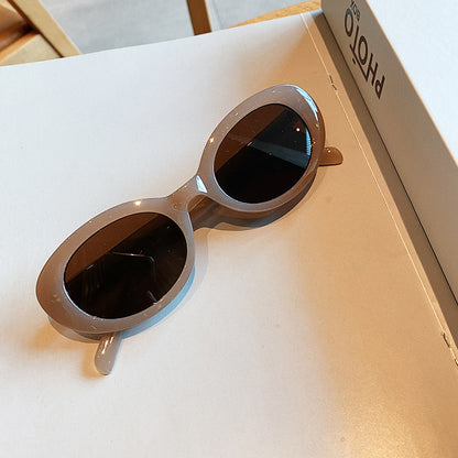 Fashion Small Oval Frame Sunglasses