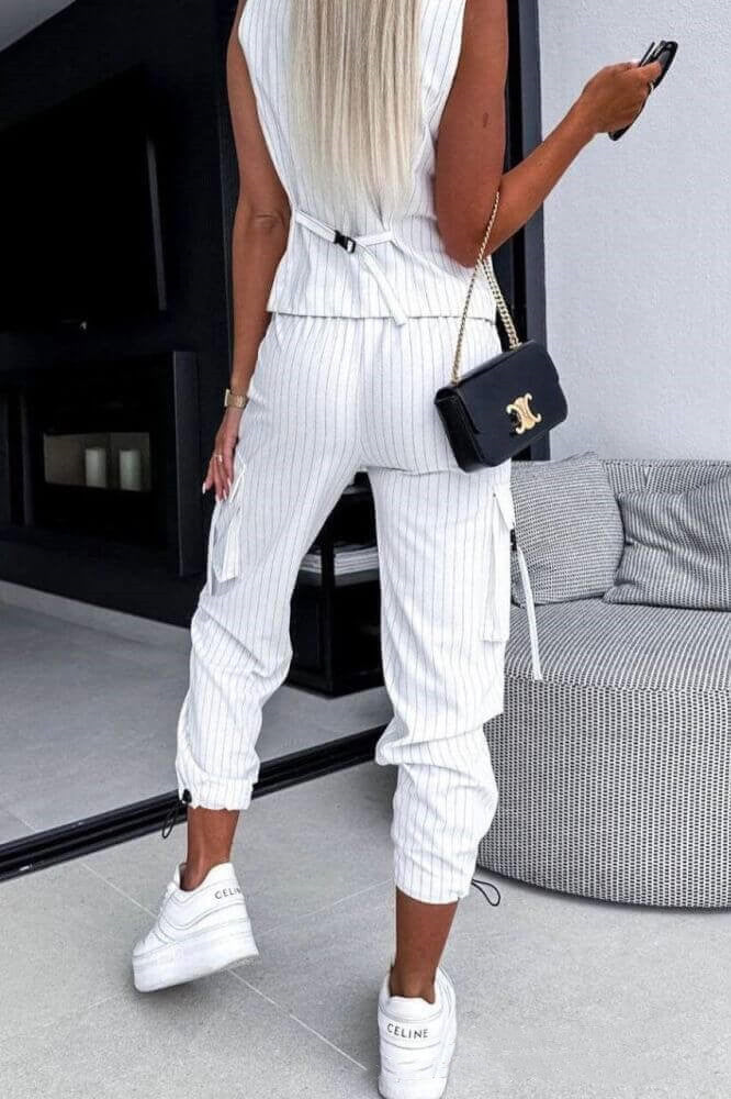 Fashion White Striped Sleeveless Vest Cropped Pants Suit